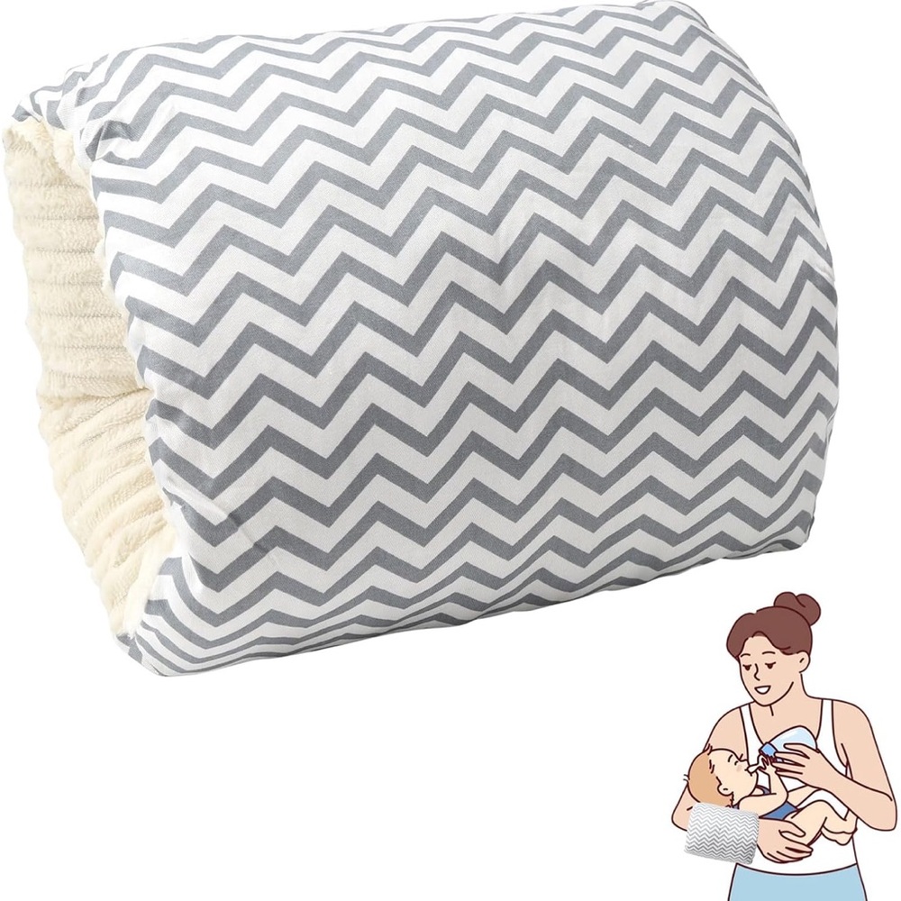 NWT Breastfeeding Arm Pillow